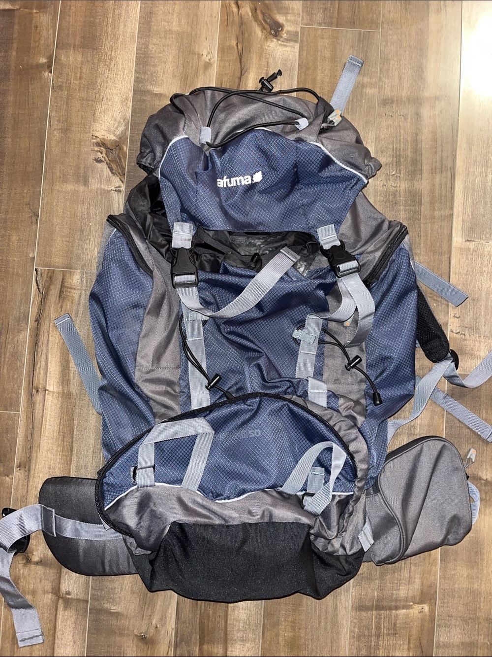 Afuma Transalp III 50 Men's Hiking Backpack in Navy and Gray